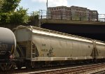 490220